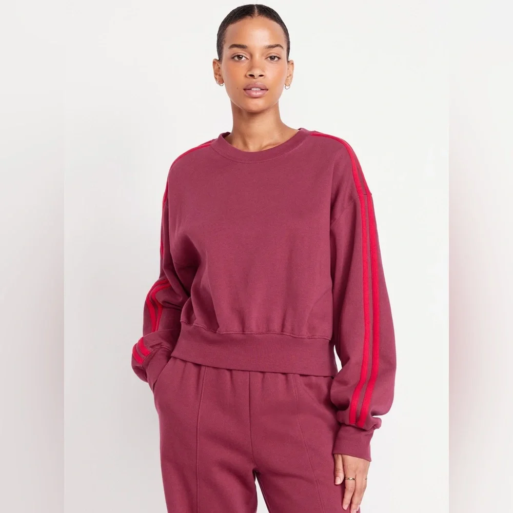 Old Navy Cropped SoComfy Sweatshirt - Picture 1 of 3